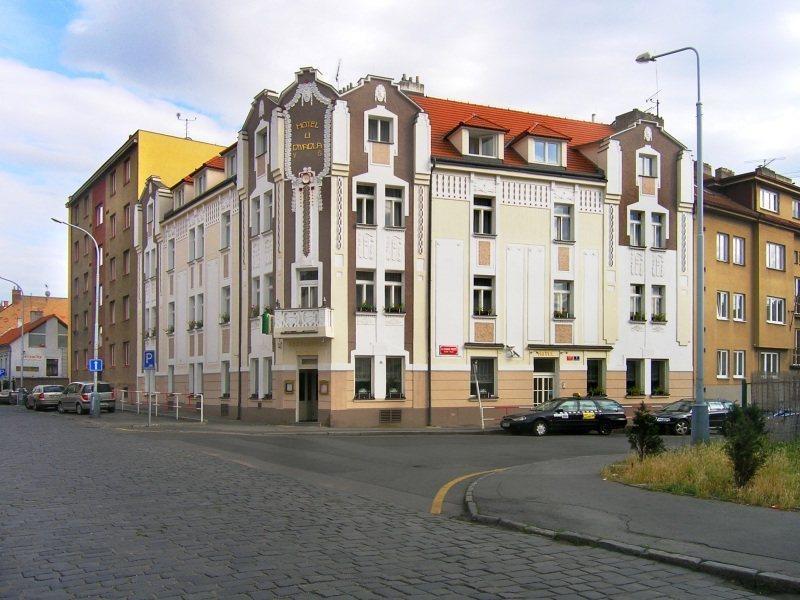 Hotel U Divadla - Czech Leading Hotels Prag Dış mekan fotoğraf