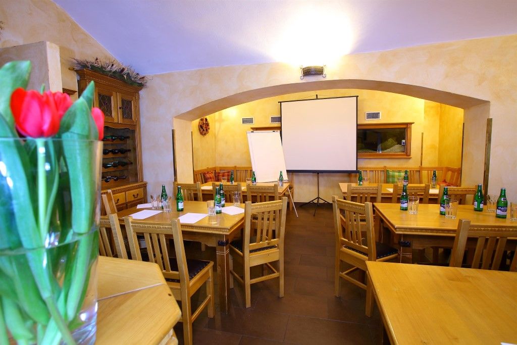 Hotel U Divadla - Czech Leading Hotels Prag Dış mekan fotoğraf