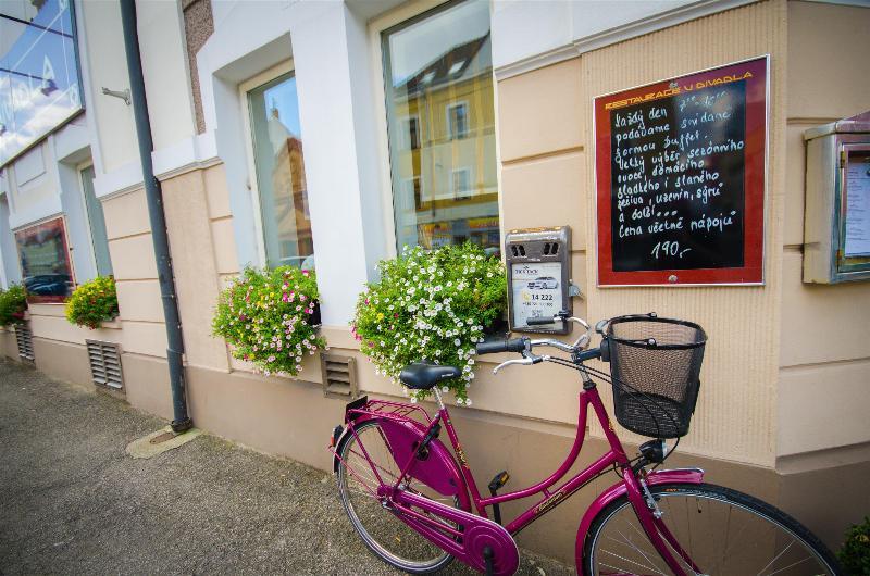 Hotel U Divadla - Czech Leading Hotels Prag Dış mekan fotoğraf
